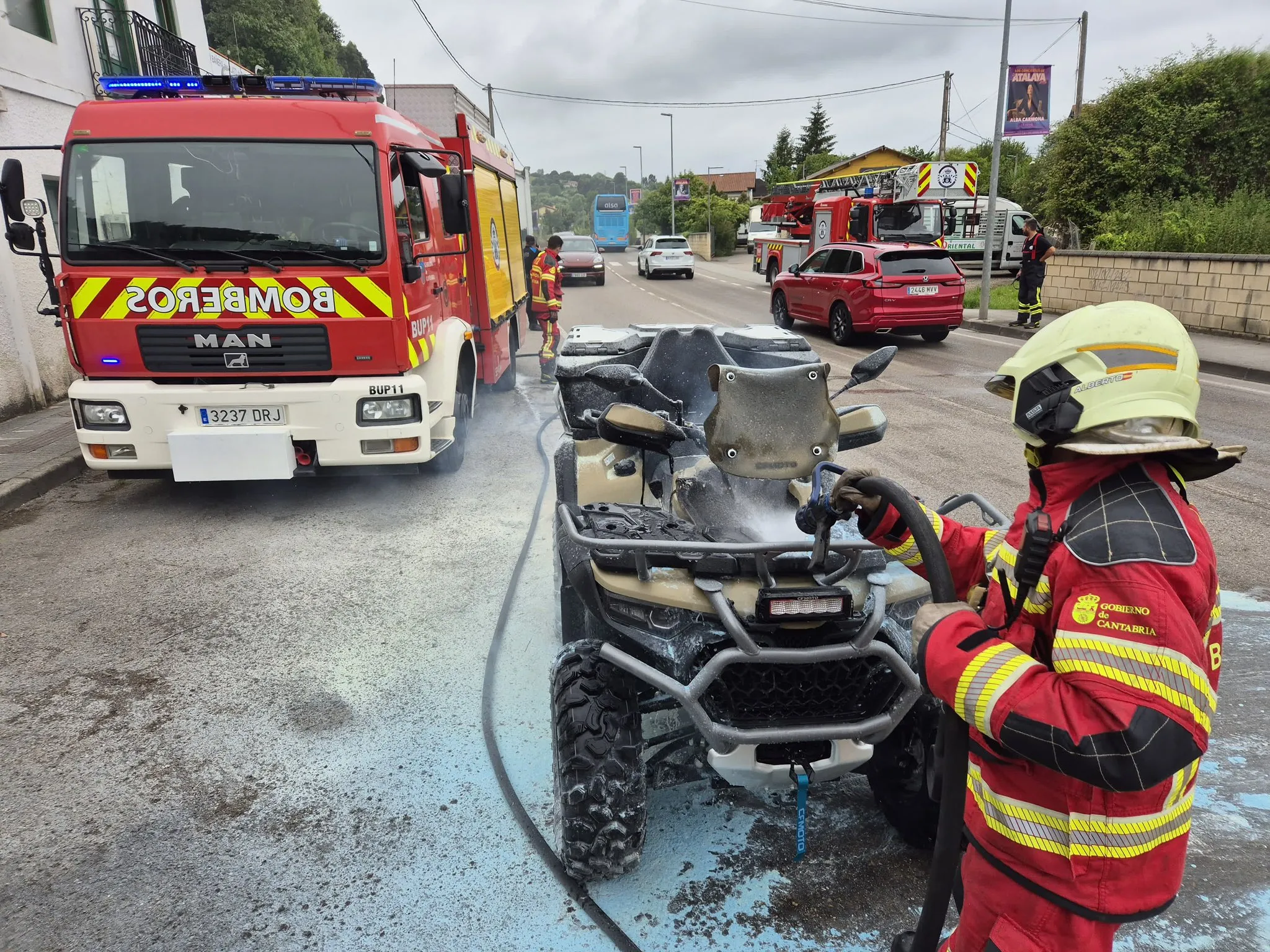  Extinguido un incendio de un quad en Laredo sin heridos