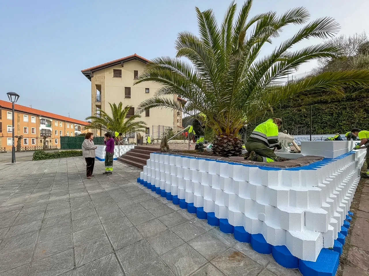  El programa de empleo ‘Desarrollo paisajístico de Comillas’ mejora las zonas verdes del municipio