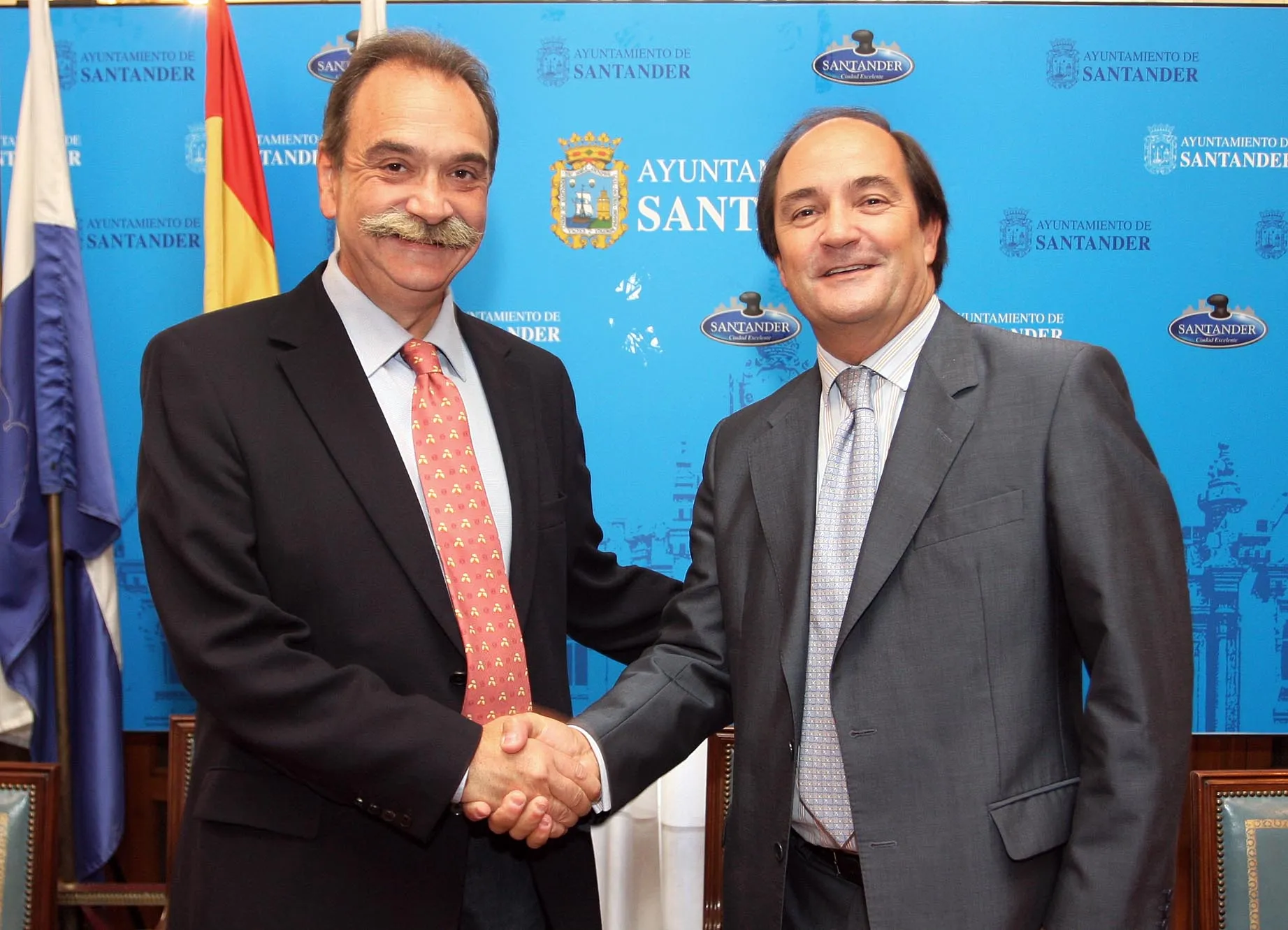  El Ayuntamiento de Santander y la Cámara firman un convenio para potenciar la Oficina Municipal de Apoyo al Comercio