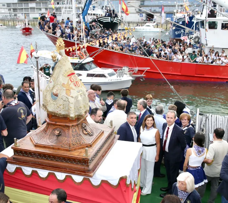  Buruaga participa en el Día del Marinero de las fiestas de la Virgen del Puerto de Santoña