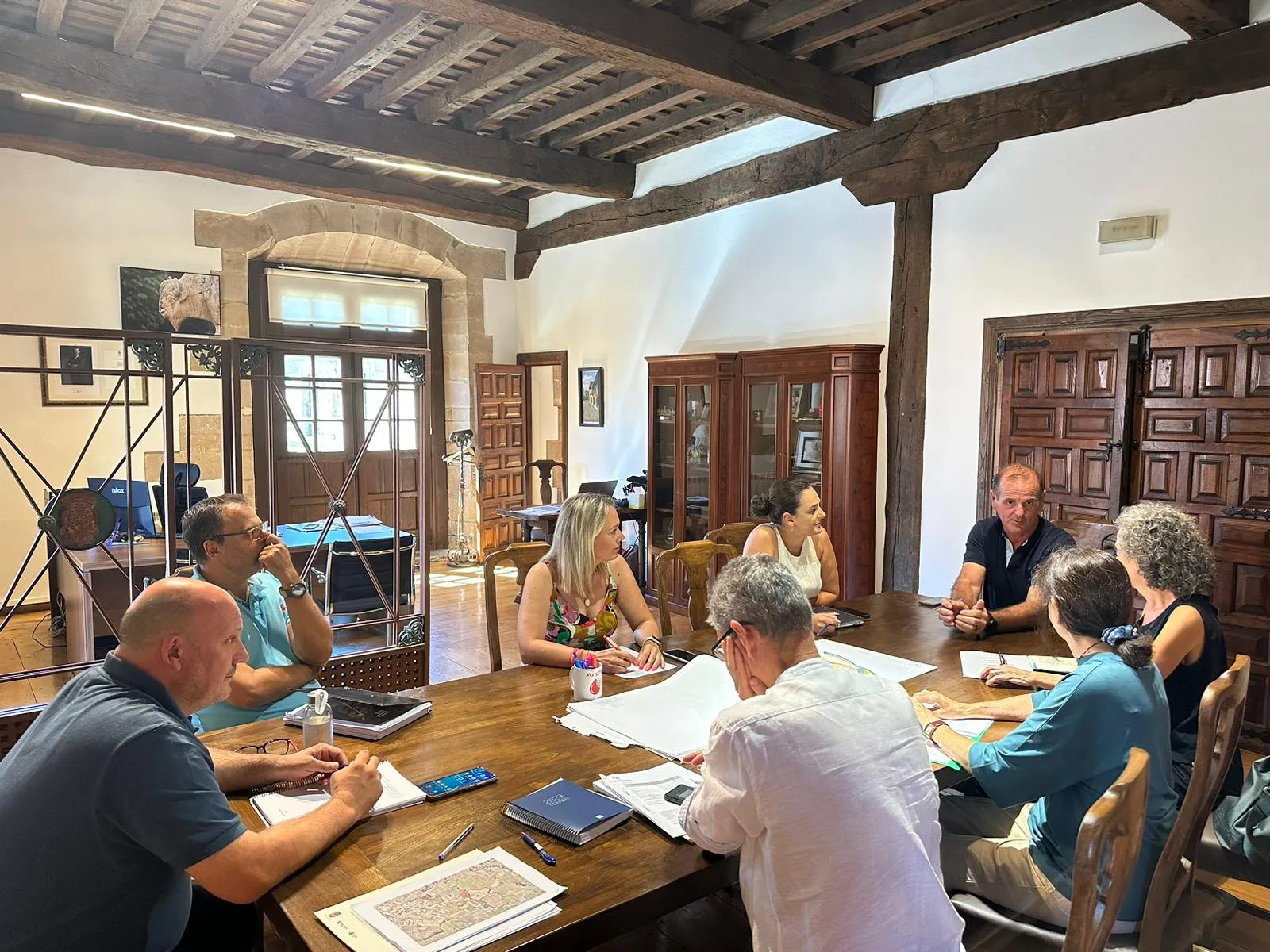  Santillana del Mar pone en marcha la revisión del Plan General de Urbanismo.