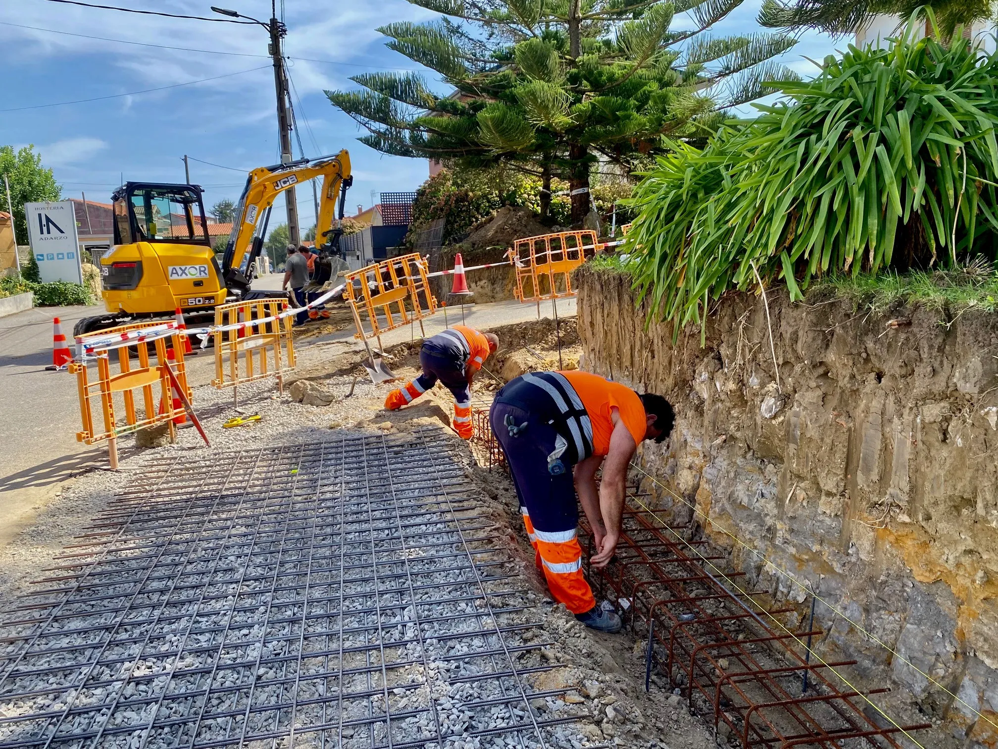  El Ayuntamiento inicia las obras de mejora de la accesibilidad en la calle Adarzo