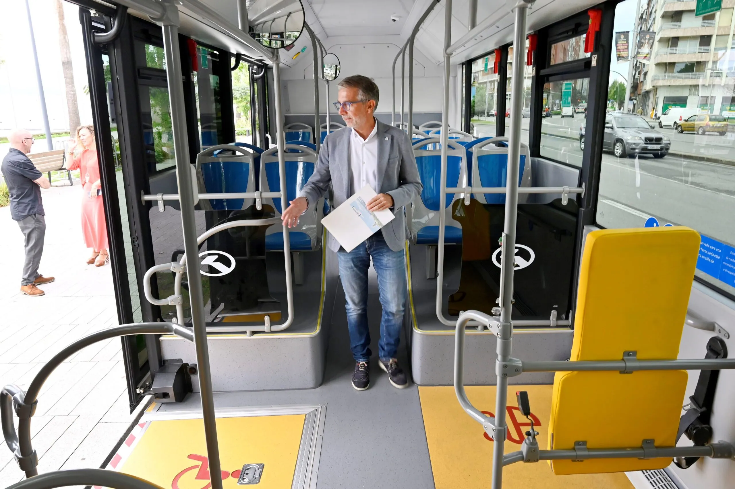  Dos nuevos autobuses 100% eléctricos, cero emisiones, operarán en el TUS en los próximos días