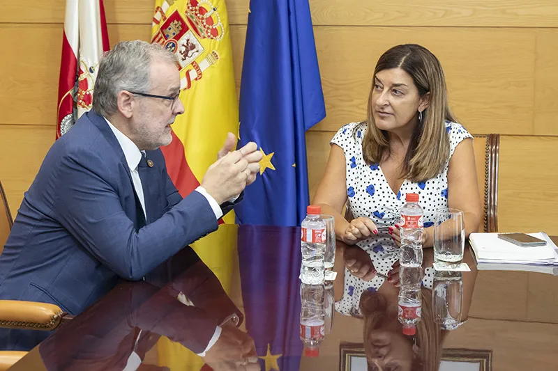  Buruaga y Pazos acuerdan avanzar en el diseño de un contrato programa plurianual con una comisión mixta en octubre